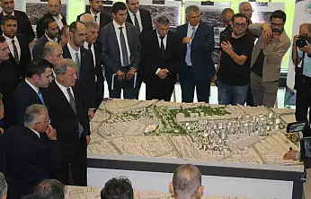 Bakan Kurum ve Yumaklı'dan Kayseri temasları