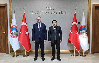 Bakan Yardımcısı Yılmaz'dan Vali Çiçek'e ziyaret