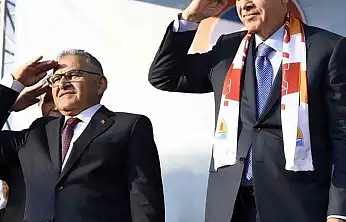 Başkan Büyükkııç'tan 25. yıl mesajı' Çeyrek asırlık hizmet ve eser yürüyüşü'