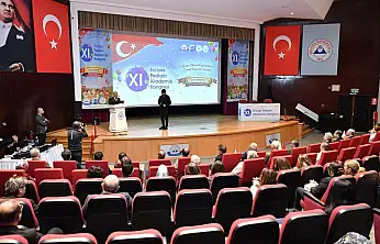 Başkan Büyükkılıç, 11. Erciyes Pediatri Akademisi Kongresi'nde hekimlerle buluştu