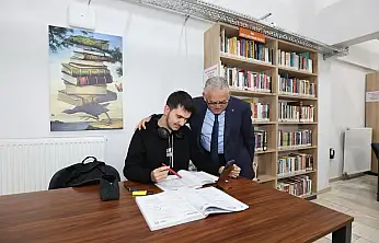 Başkan Büyükkılıç'ın 'Okuyan ve Okutan Şehir' vizyonu Kayseri'yi Türkiye'nin zirvesine taşıdı