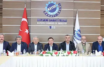 Başkan Büyükkılıç, Kayseri Sanayi Odası'nda istişare toplantısına katıldı