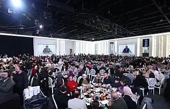 Başkan Büyükkılıç, Ramazan'ın bereketini iki ayrı iftarda vatandaşlarla paylaştı