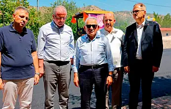 Başkan Büyükkılıç, Sazyolu caddesindeki sıcak asfalt çalışmalarını inceledi