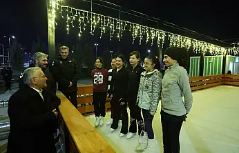 Başkan Büyükkılıç'tan gençlere müjde: Açık hava buz pateni pisti