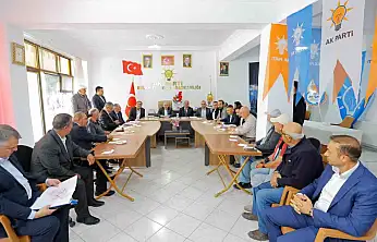 Başkan Büyükkılıç'tan üç ilçede saha mesaisi: Muhtarların taleplerini yerinde dinledi