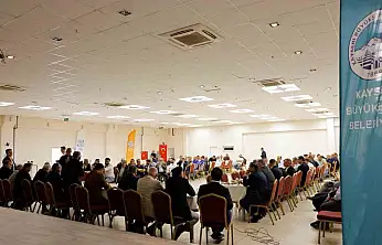 Başkan Büyükkılıç, Tomarza'da muhtarlarla istişare etti