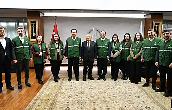 Başkan Büyükkılıç, Yeşilay Kayseri Şubesi'nin yeni yönetimini ağırladı