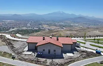 Başkan Çolakbayrakdar: 'Kayseri'nin eşsiz manzarası, Kafe Sinan'ın lezzetiyle buluşacak'