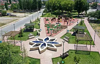 Başkan Çolakbayrakdar: 'Kişi başına 17,60 metrekare yeşil alan, 530 park ve 965 bin ağaçla geleceğe nefes, şehre oksijen'