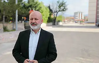 Başkan Çolakbayrakdar: 'Seyrani'de yolları, otoparkı ve yeşil alanlarıyla yeni bir yaşam kuruyoruz'
