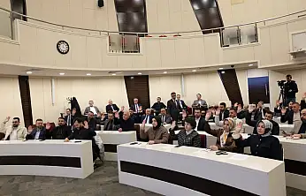 Başkan Çolakbayrakdar: 'Sosyal belediyecilikte örnek modeliz, en iyisini yapıyoruz'