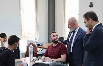 Başkan Çolakbayrakdar, sınava girecek öğrencilere başarılar diledi