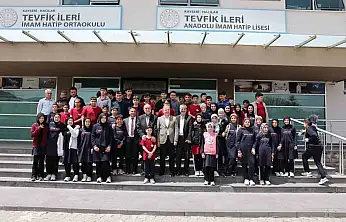 Başkan Özdoğan, gençlerle Kariyer Günleri'nde buluştu
