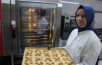 Bayramın vazgeçilmez tatlısı: 'Kayseri Nevzinesi'