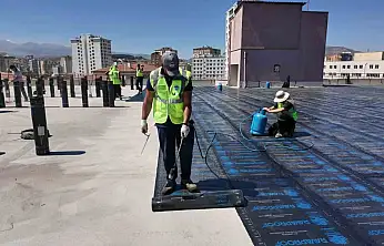 Bedesten katlı otopark çatısı yenileniyor
