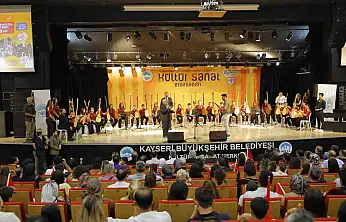 Büyükşehir Belediyesi Konservatuvarı'nda bin 865 kursiyer sertifika aldı