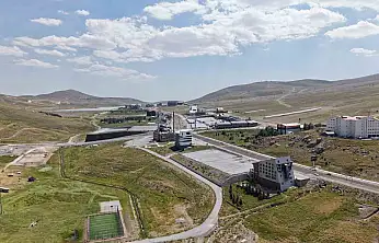 Büyükşehir'den Erciyes'te dört mevsim turizm hamlesi
