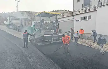 Büyükşehir'den Özvatan Küpeli Mahallesi'nde 5 bin 300 ton sıcak asfalt ile konforlu ulaşım