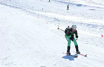 Büyükşehir ile zirvede büyük final: Uluslararası Erciyes Dağ Kayağı Yarışları sona erdi