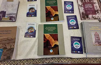 Büyükşehir'in Kültür Standı 8. Kayseri Kitap Fuarı'na renk katıyor