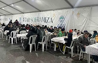 Büyükşehirin iftar sofraları gönüllere dokunuyor