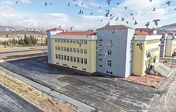 Develi'de Türkiye'de ilk ve tek akıllı sera kuruldu