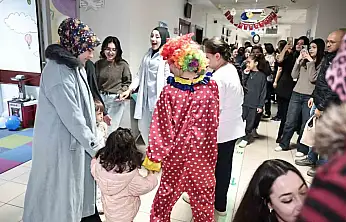 Diyabetli çocuklar için oluşturulan oyun ve terapi odası hizmete girdi