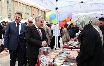 ERÜ'de 'YDYOFEST' düzenlendi