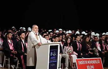 ERÜ'de 702 mühendis mezun oldu