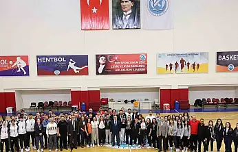ERÜ Kadın Basketbol Takımı şampiyon oldu