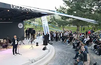 ERÜ sahne muhteşem konserle açıldı