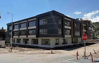 Hacılar'da 32 işyeri satışa çıkıyor