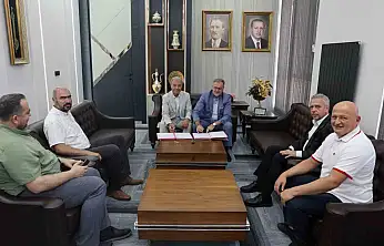 Hacılar'da kıyafetler umuda dönüşecek