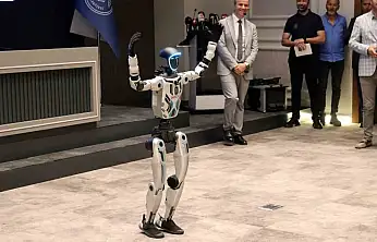 İnsansı robot belediyede işe girdi