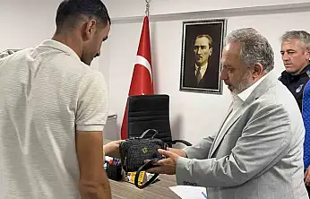 Kayseri'de mesire alanında unutulan 700 bin TL değerindeki ziynet eşyasını belediye ekipleri buldu