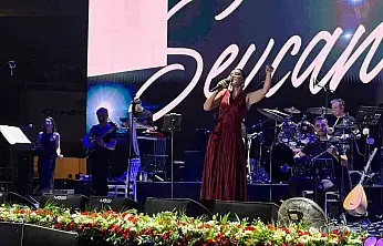 Kayseri'de Sevcan Orhan rüzgarı esti