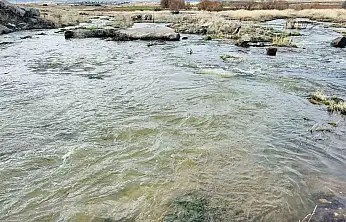 Kayseri'nin bir ilçesinde baharın habercisi dere suları akmaya başladı