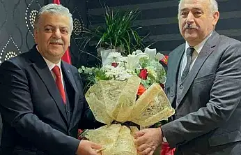 Kayseri Sarraflar ve Kuyumcular Derneği'nde devir teslim töreni gerçekleştirildi