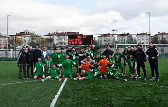 Kayseri U18 Ligi Play-Off: Kayseri Şekerspor: 2 - Kalespor: 0
