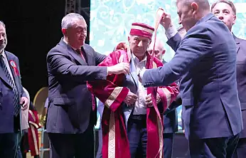 KAYSO'nun Yılın Ahisi Mustafa Suat Köylüoğlu haftan giydi