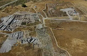 Kültepe'de mozaik heyecanı