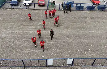 Kurban yakalama timine komando eğitimi