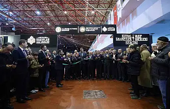 Kutsal Emanetler ve Vakıf Eserleri Sergisi açıldı