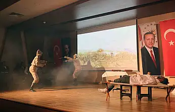 Mehmet Akif Talas'ta tiyatro ile anıldı