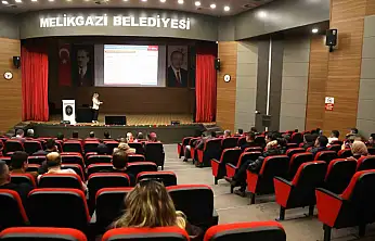 Melikgazi Belediyesi'nde kamu ihale mevzuatı eğitimi veridi