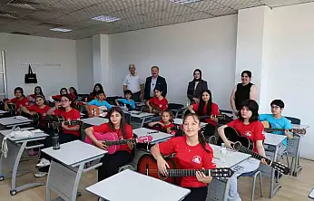 Melikgazi'de 7 bini aşkın kursiyerle yaz dolu dolu geçiyor