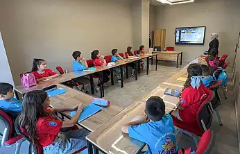 Melikgazi'nin kursları yaz mevsimine renk katıyor