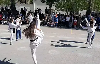 Okul okul gezip sporu sevdiriyorlar