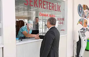 Rektör Altun'dan hastane personeline ziyaret